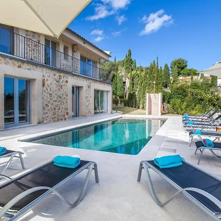 Villa Beautiful House Casa Estella Overlooking Old Town 5 Bedrooms Calvari Pollenca