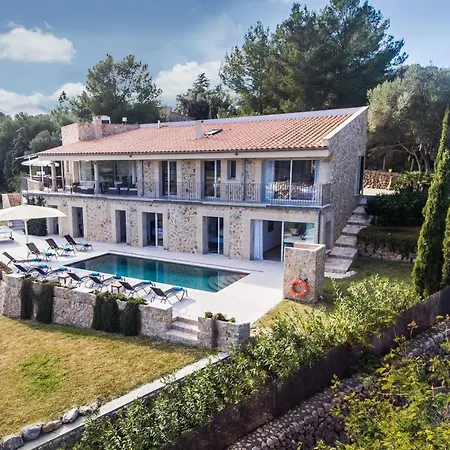 Beautiful House Casa Estella Overlooking Old Town 5 Bedrooms Calvari * Pollenca