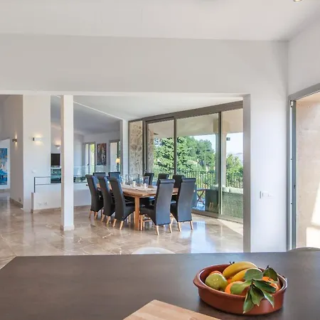 Beautiful House Casa Estella Overlooking Old Town 5 Bedrooms Calvari Villa