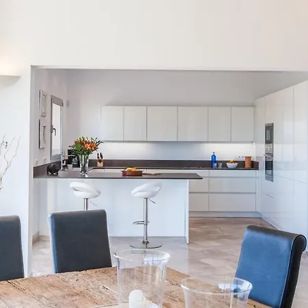 Villa Beautiful House Casa Estella Overlooking Old Town 5 Bedrooms Calvari *