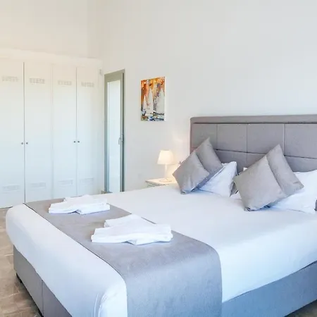 Beautiful House Casa Estella Overlooking Old Town 5 Bedrooms Calvari * Pollenca