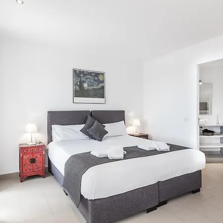 Beautiful House Casa Estella Overlooking Old Town 5 Bedrooms Calvari Villa